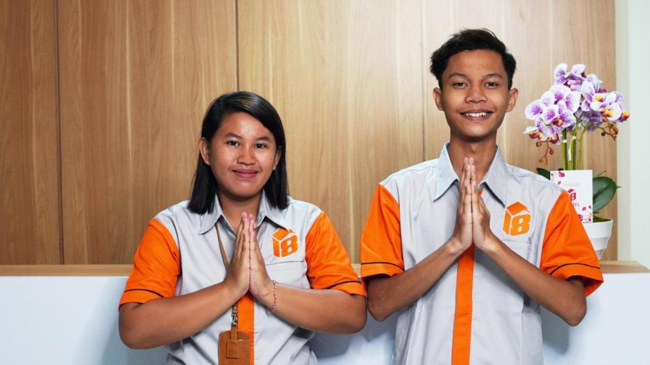Hostel 18 Pasangan Butuh Surat Nikah Bandung Kültér fotó